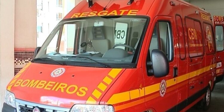 Criança fica ferida após queda do terceiro andar de um prédio em Bento Golçalves