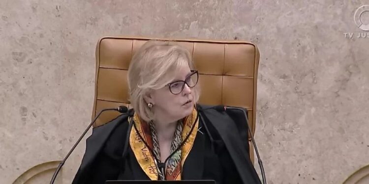 “Ultraje fortaleceu a Justiça e o valor do sentimento democrático”, diz Rosa Weber