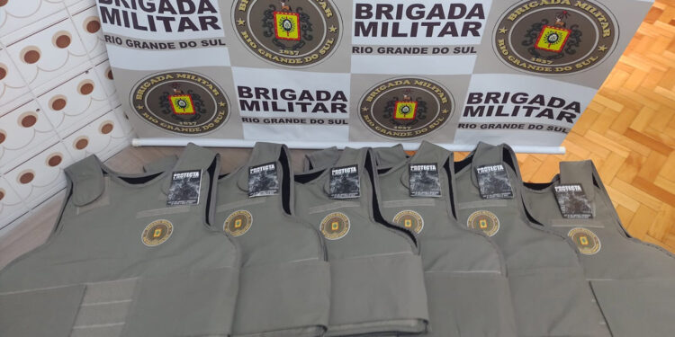 Brigada Militar de Nova Roma do Sul recebe seis coletes balísticos de proteção individual, através do programa PISEG