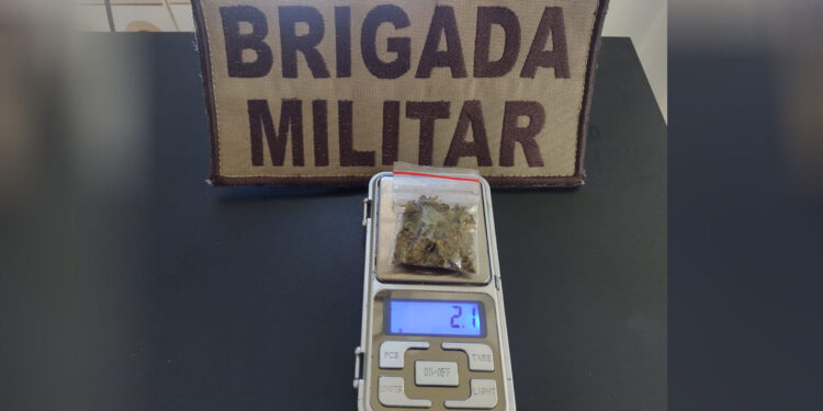 BRIGADA MILITAR APREENDE MAIS DROGAS EM NOVA ROMA DO SUL