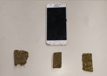 Polícia de Veranópolis prende rapaz vendendo droga no centro da cidade