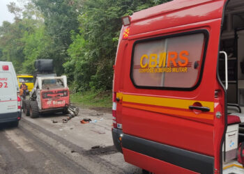 Homem é atropelado na BR-470 em Bento Gonçalves enquanto realizava manutenção na rodovia
