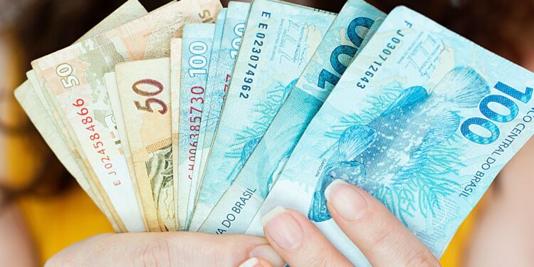 É herdeiro? Veja como sacar ‘dinheiro esquecido’ de parente falecido em sistema do Banco Central