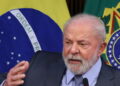 Com pneumonia, Lula adia viagem à China
