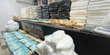 Operação feita pela Polícia Civil por meio do Denarc, causa prejuízo milionário para facção