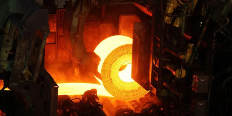 Produção de aço no Brasil tem queda de 6,8% no primeiro trimestre de 2023 em comparação ao ano anterior