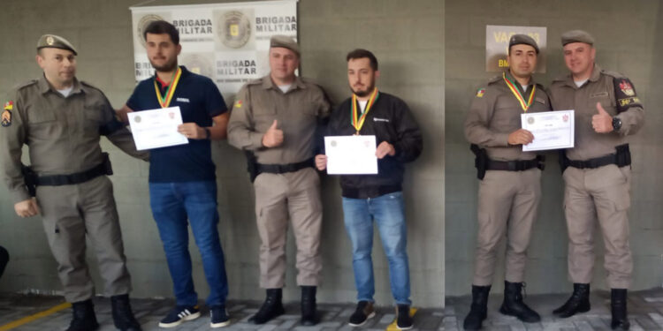 Comenda do 36°BPM é entregue a três homenageados de Nova Roma do Sul durante solenidade em Flores da Cunha