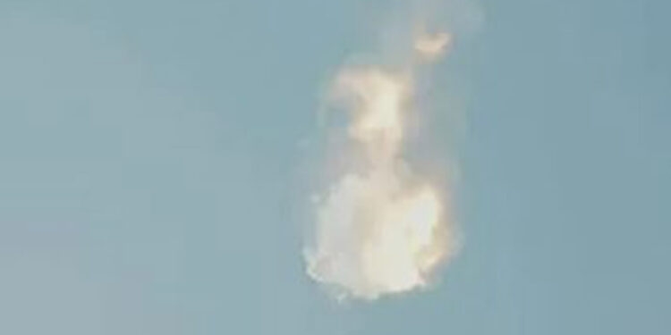 Foguete mais poderoso do mundo, Starship explode após o lançamento nos Estados Unidos