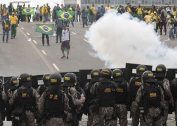 Moraes aceita denúncia contra outros 200 envolvidos nos atos golpistas