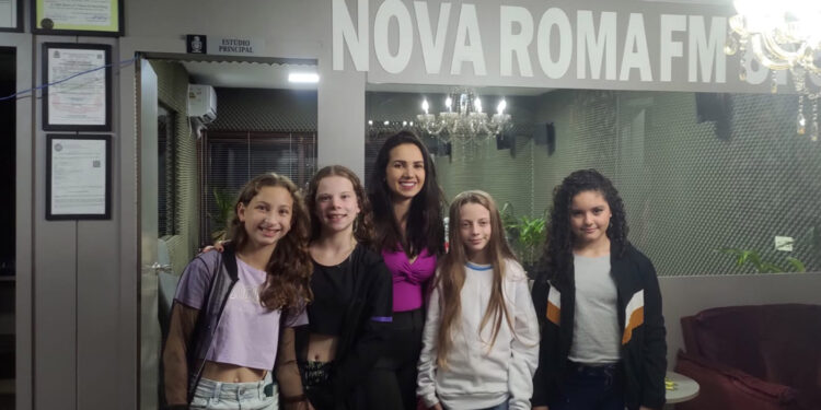 Meninas são destaque no programa De Frente com Elas especial de Páscoa