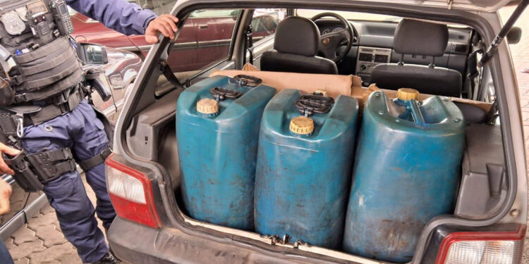 Polícia prende funcionários da Codeca por desvio de combustível em Caxias do Sul