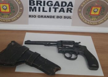 Polícia prende homem por atirar na esposa no interior de Garibaldi