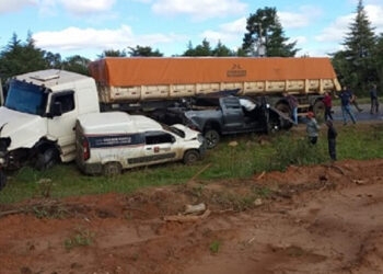Ex-prefeito morre em acidente envolvendo três veículos no Noroeste do Estado