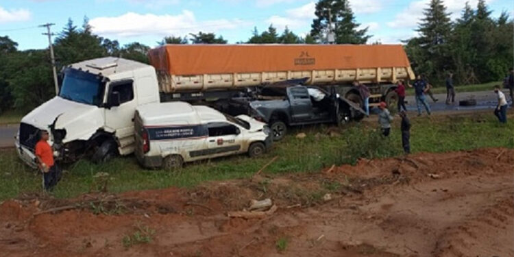 Ex-prefeito morre em acidente envolvendo três veículos no Noroeste do Estado