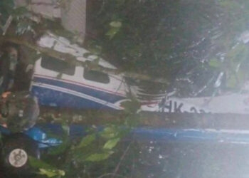 Crianças e bebê são encontrados vivos 17 dias após queda de avião