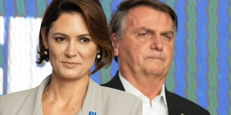 Base de Lula quer quebrar sigilo de Bolsonaro e convocar Michelle para CPMI