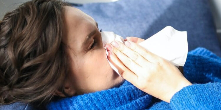 Aumento da gripe no RS supera casos de COVID-19 nas emergências hospitalares