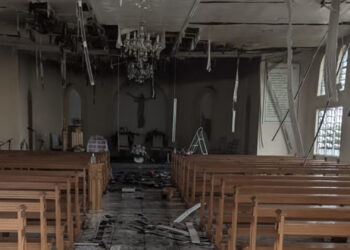 Igreja pega fogo no bairro Imigrante, em Bento Gonçalves