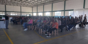 120 mulheres se reuniram em encontro promovido pela Emater e Clube de Mães Unidas Venceremos em Trajano