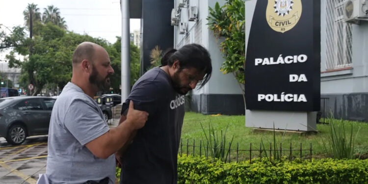 Polícia indica suspeito por feminicídio e violência psicológica após morte e carbonização do corpo da namorada em lareira no RS
