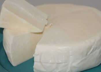 Sargento reformado tenta pagar encontro sexual com queijo e telefone antigo em BH