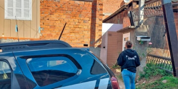 Polícia apreende celulares e computadores de suspeitos de violência sexual em operação em Bento Gonçalves