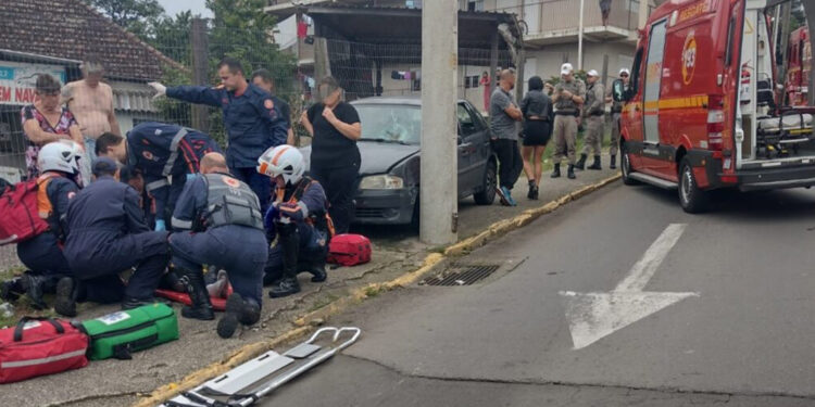 Duas mulheres são atropeladas na calçada, no bairro Progresso, em Bento Gonçalves