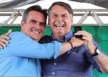 “Um homem que tem um celular que não tem nem senha não teme nada na vida”, diz ex-ministro da Casa Civil sobre Bolsonaro