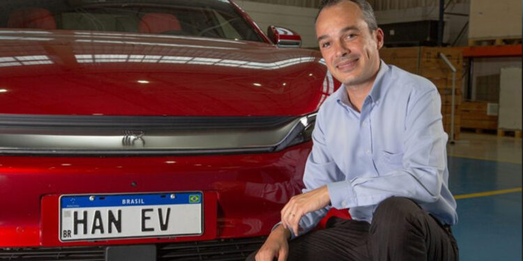 Gigante chinesa BYD estima vender 10 mil carros elétricos no Brasil até o final de 2023