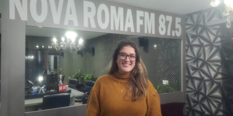 “De Frente com Elas” destaca o Trabalho Impactante de Ingrid Stake, Assistente Social de Nova Roma do Sul