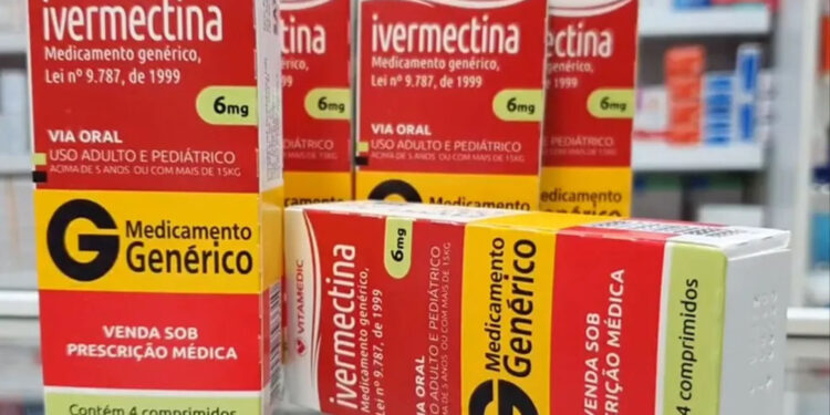 Justiça condena defensores do ‘kit covid’ a pagar R$ 55 milhões por danos coletivos e à saúde