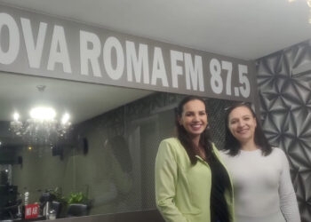 Live especial de Dia das Mães: Jaqueline Alquati compartilha história emocionante sobre adoção no programa De Frente com Elas