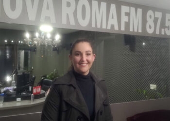 Márcia Salvati Gaio apresenta sugestões de presentes e descontos imperdíveis da Mary Kay no programa “Frente com Elas”