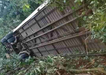 Acidente com ônibus que saiu de Nova Prata, RS, deixa dois mortos e 19 feridos no Paraná