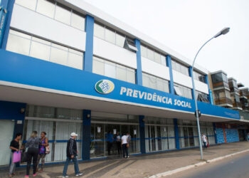 Governo anuncia antecipação para maio e junho de “13º salário” para aposentados