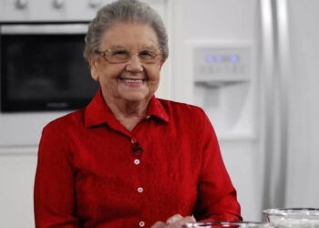 Vovó Palmirinha morre aos 91 anos em São Paulo