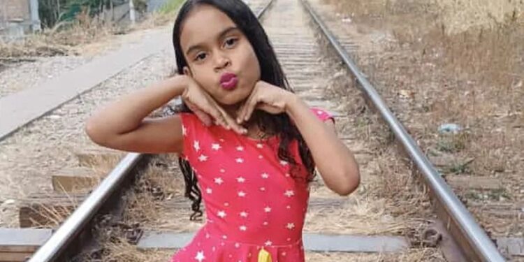 Criança de sete anos morre após levar tiro ao lado do pai em Belo Horizonte