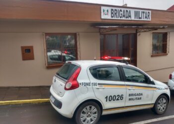 Moradora de Nova Roma do Sul registra ocorrência por uso indevido de sua identidade e possível pedido de dinheiro em mensagem via WhatsApp