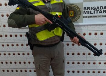 BM de Nova Roma do Sul fortalece sua segurança com o recebimento de Espingarda Cal. 12 Military 3.0 RT