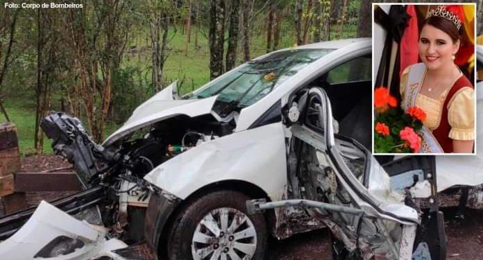 Ex-princesa da Oktober Freund Fest morre em acidente de trânsito em Caibi (SC)