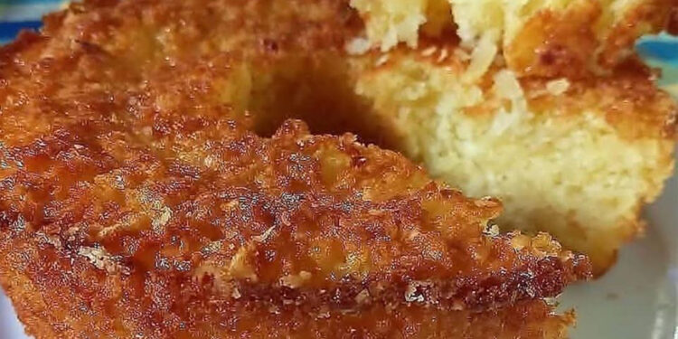Bolo de Mandioca com Coco Delicioso