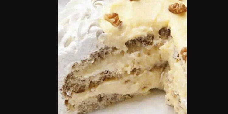 BOLO DE NOZES COM BABA DE MOÇA