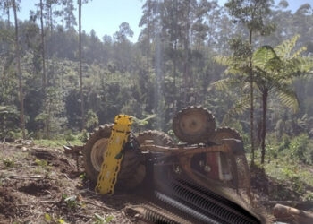 Agricultor de 44 anos morre após trator tombar