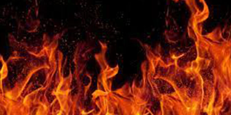 Homem tem 40% do corpo queimado em acidente com churrasqueira e é resgatado de helicóptero em SC