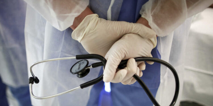 Fies financiará até R$ 60 mil por semestre de cursos de medicina