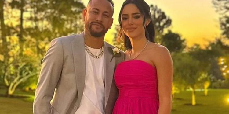 Neymar admite traição e se desculpa com namorada: “errei”