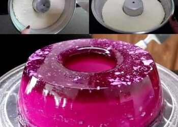 Gelatina recheada com pudim