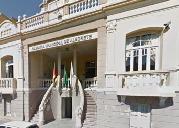 Vereador é cassado após denúncias de homofobia e prática de rachadinha em Alegrete