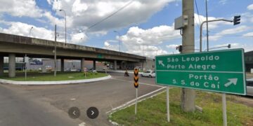 Bloqueio parcial da BR-116 no viaduto da Scharlau