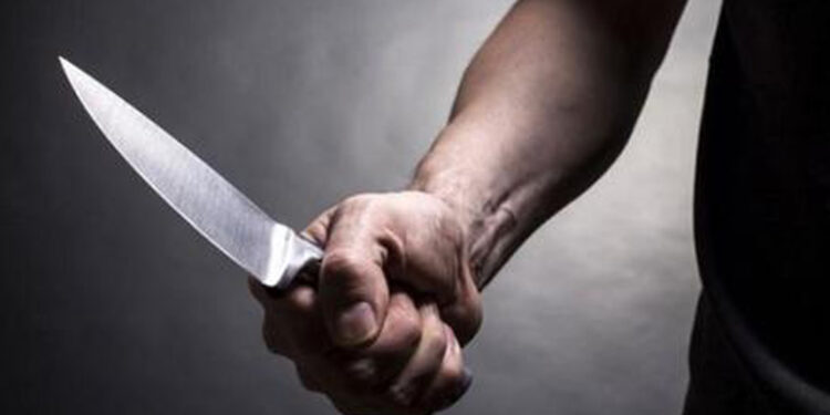 Homem é morto a facadas dentro de salão da comunidade em Anta Gorda